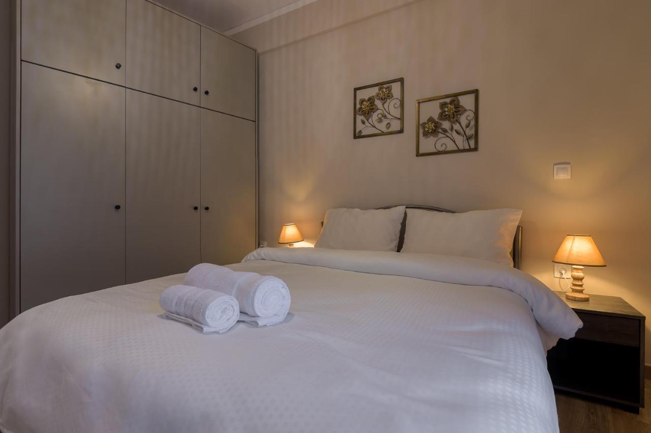 Deluxe Central 2 Bdr Apartment อเล็กซานโดรโพลิส ภายนอก รูปภาพ